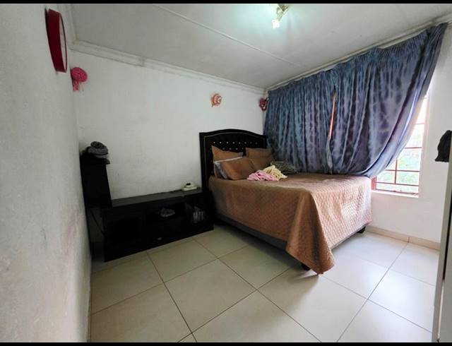 2 BEDROOM APARTMENT FOR SALE IN CHLOORKOP